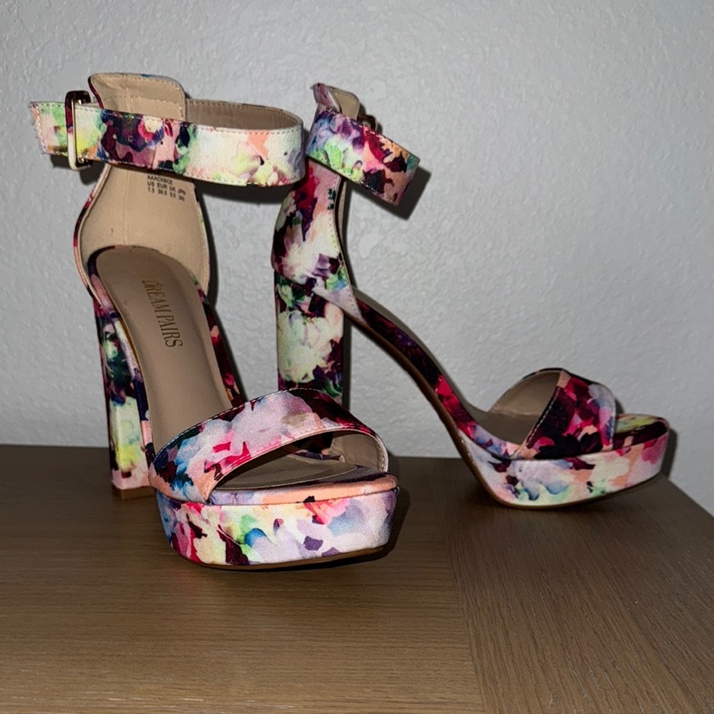 Dream Pairs Pink and Blue Platform Heels